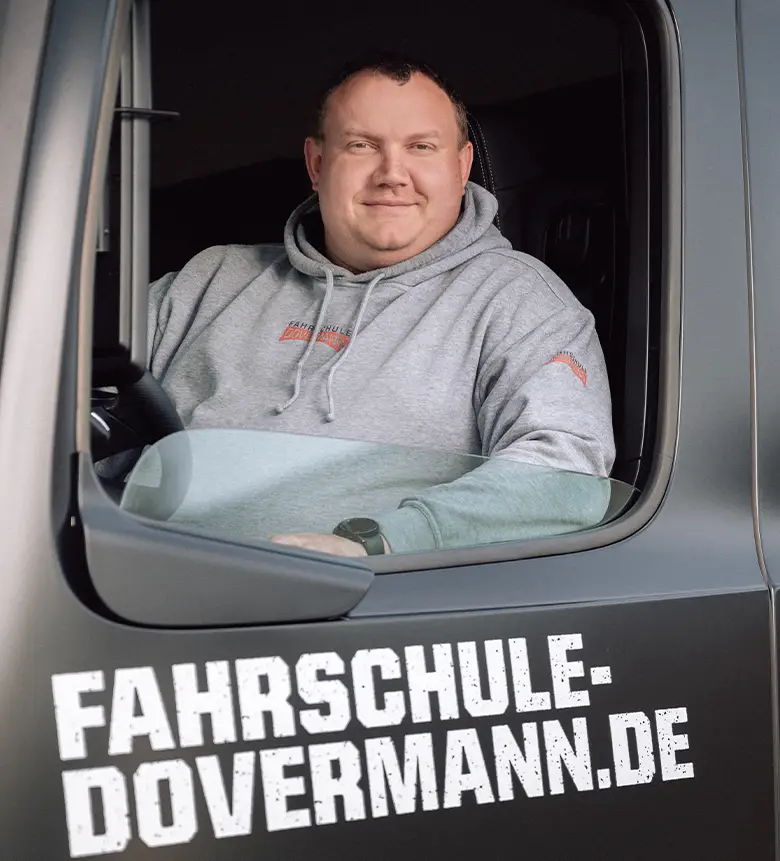 Fahrlehrer der Fahrschule Dovermann in Aachen. Fotografie für die Team-Übersicht